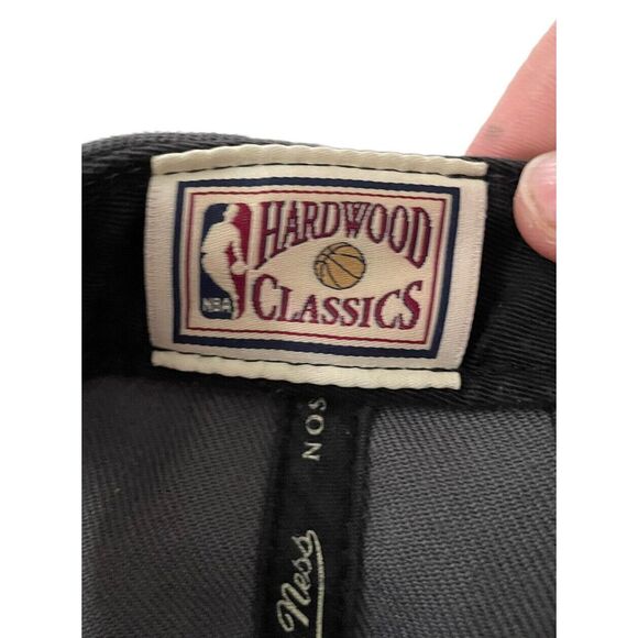 Miami Heat NBA Hardwood Classics Mitchell Snap Wool/Acrylic Snapback Hat Cap euc - Picture 7 of 7